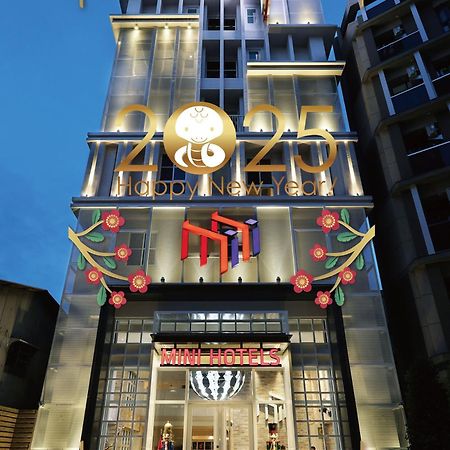 Mini Hotels Тайчжун Экстерьер фото