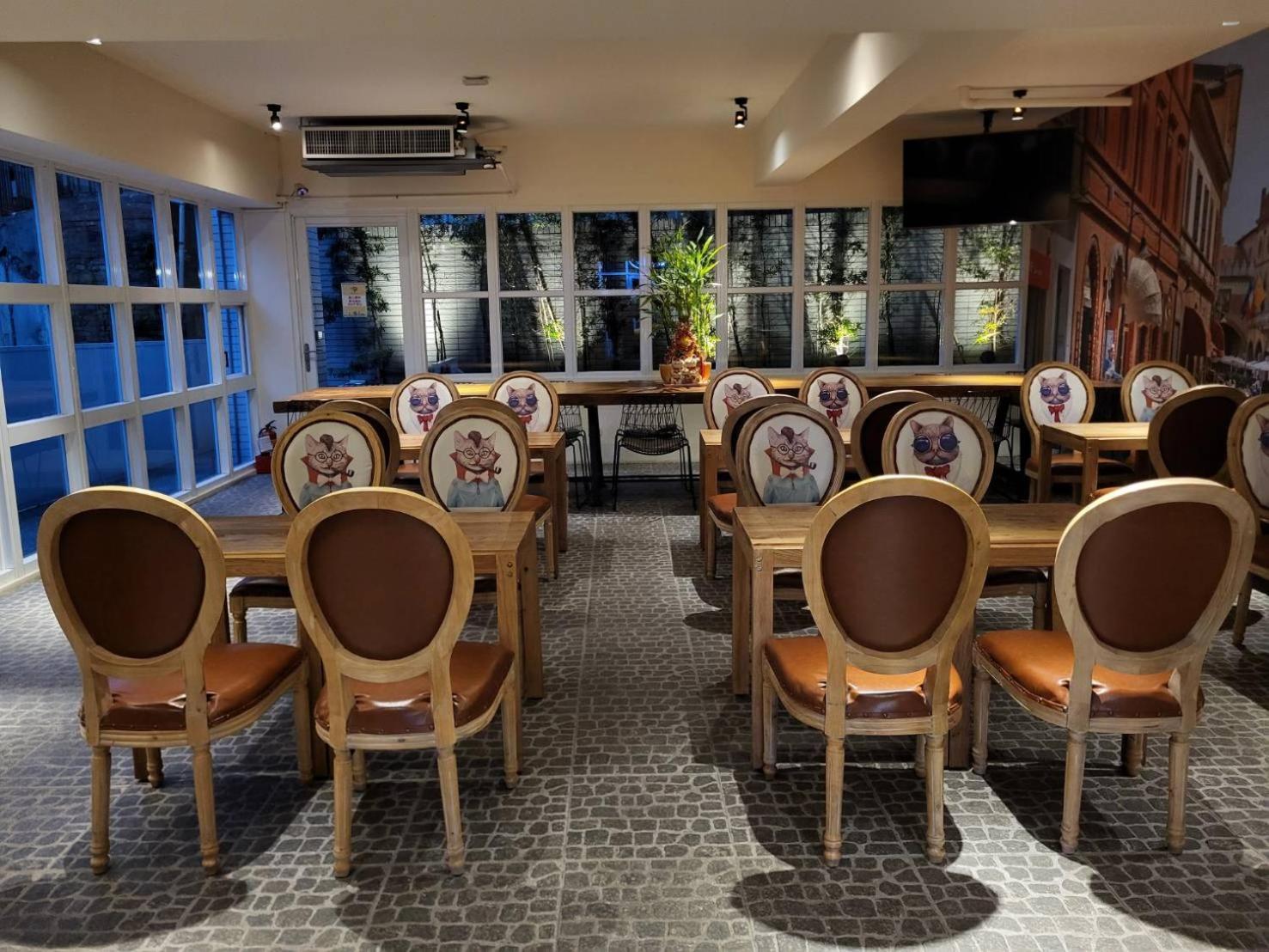 Mini Hotels Тайчжун Экстерьер фото